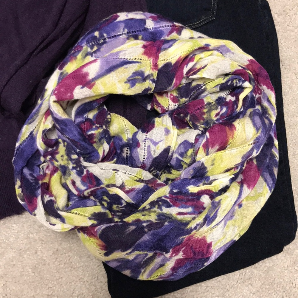Anthro Floral Watercolor Infinity Scarf 🌷